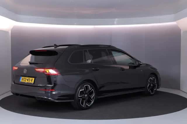 Volkswagen Golf (2025) thumbnail 4
