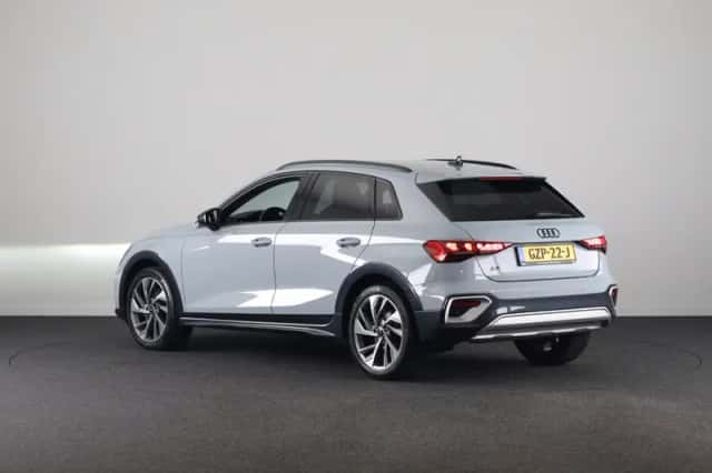 Audi A3 (2025) thumbnail 2