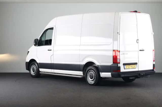 Volkswagen Crafter (2024) thumbnail 3
