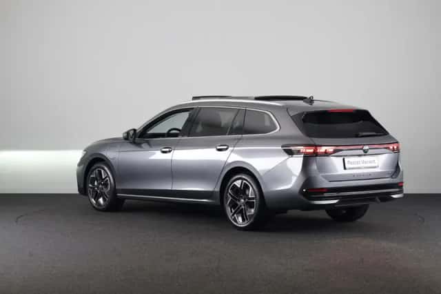 Volkswagen Passat (2025) thumbnail 5