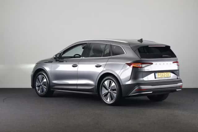 Škoda Enyaq (2022) thumbnail 4