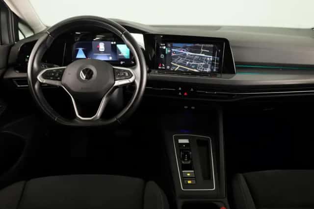 Volkswagen Golf (2020) thumbnail 6