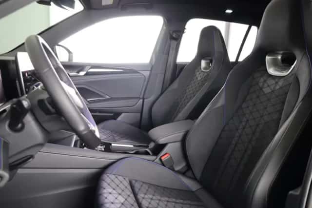 Volkswagen Tiguan (2026) thumbnail 6