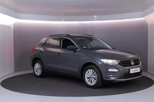 Volkswagen T-Roc (2021) thumbnail 4