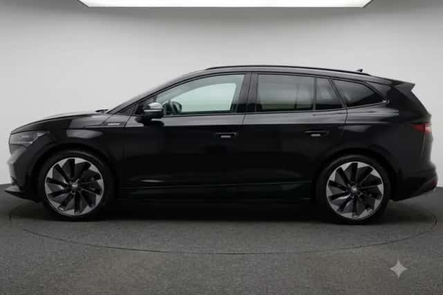 Škoda Enyaq (2022) thumbnail 2