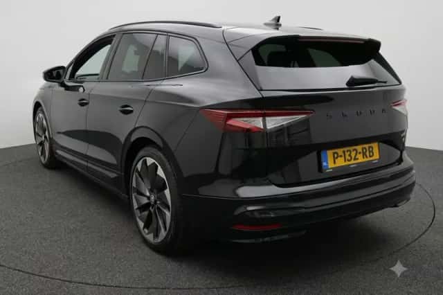 Škoda Enyaq (2022) thumbnail 4