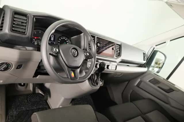 Volkswagen Crafter (2024) thumbnail 6