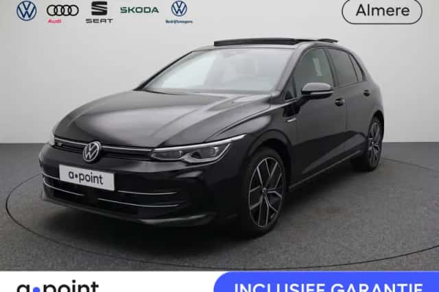 Volkswagen Golf (2025) thumbnail 1
