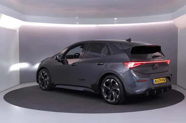 CUPRA Born (2022) thumbnail 3