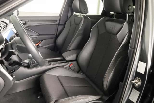 Audi Q3 (2022) thumbnail 6
