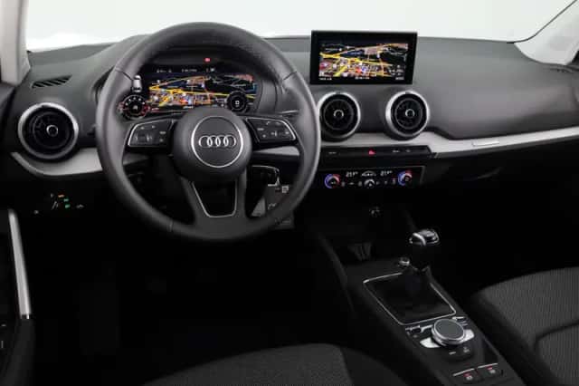 Audi Q2 (2025) thumbnail 3