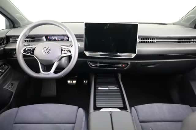 Volkswagen ID.7 (2025) thumbnail 6