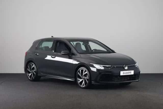 Volkswagen Golf (2024) thumbnail 5