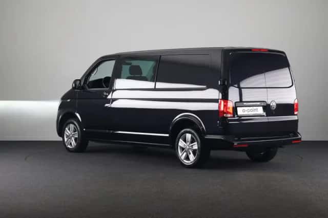 Volkswagen Transporter (2025) thumbnail 3