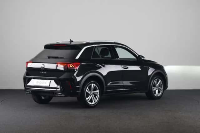 Volkswagen T-Roc (2025) thumbnail 4