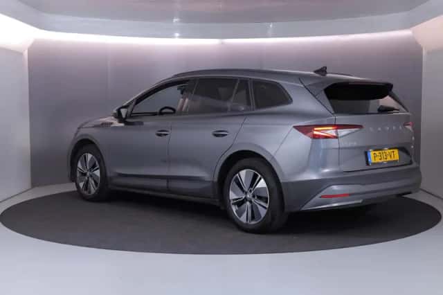 Škoda Enyaq (2022) thumbnail 3