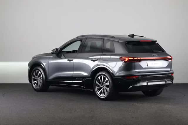 Audi Q6 e-tron (2026) thumbnail 2