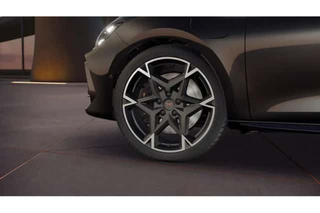 CUPRA Leon (2026) thumbnail 5
