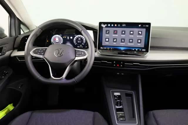 Volkswagen Golf (2026) thumbnail 5