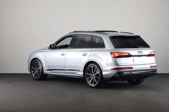 Audi Q7 (2026) thumbnail 2