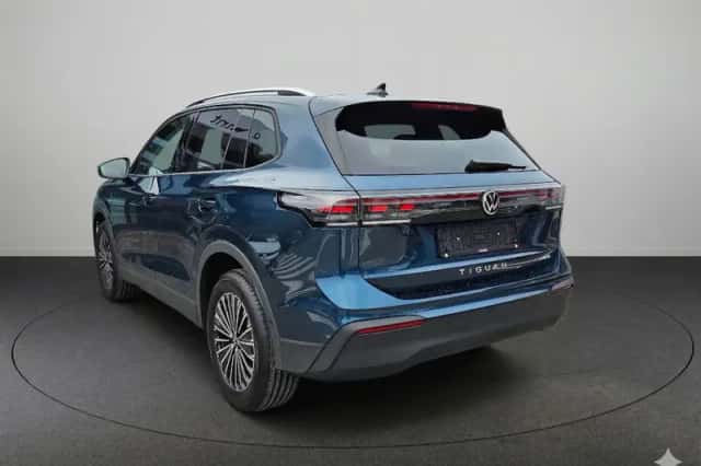 Volkswagen Tiguan (2026) thumbnail 4