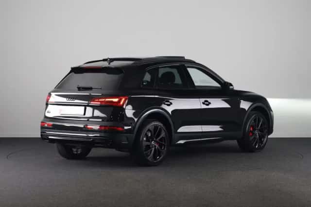 Audi Q5 (2025) thumbnail 3