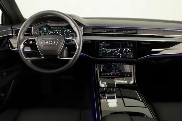 Audi A8 (2025) thumbnail 5