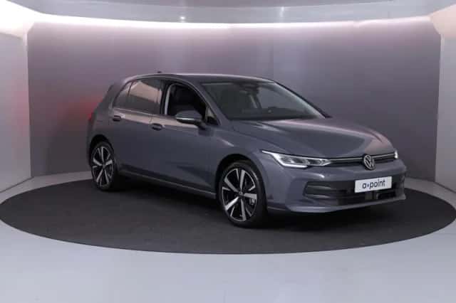Volkswagen Golf (2026) thumbnail 4