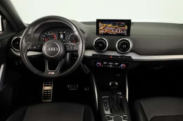Audi Q2 (2021) thumbnail 3