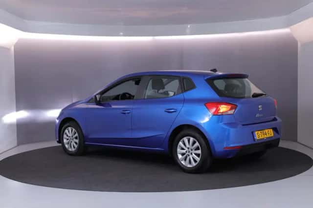 SEAT Ibiza (2023) thumbnail 3