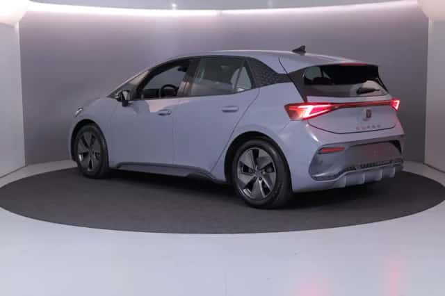 CUPRA Born (2024) thumbnail 3