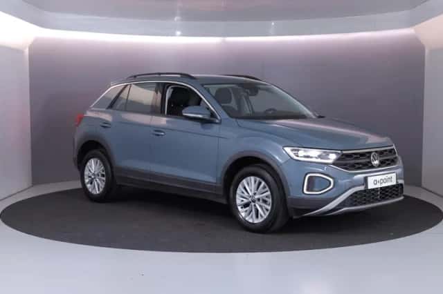 Volkswagen T-Roc (2022) thumbnail 5
