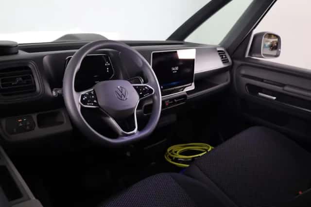 Volkswagen ID. Buzz (2026) thumbnail 5