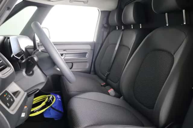 Volkswagen ID. Buzz (2026) thumbnail 6