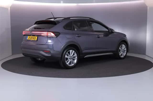 Volkswagen Taigo (2024) thumbnail 4