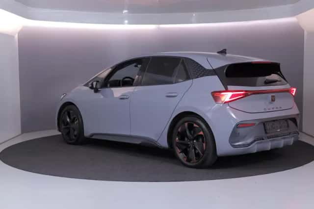 CUPRA Born (2024) thumbnail 3