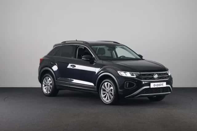 Volkswagen T-Roc (2023) thumbnail 5