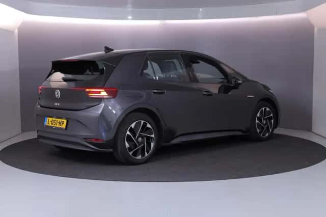 Volkswagen ID.3 (2020) thumbnail 5