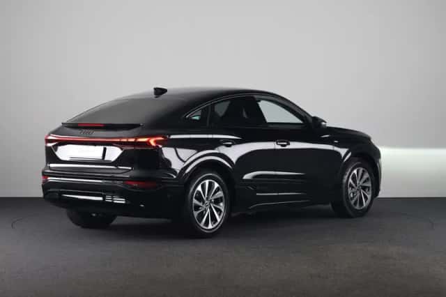 Audi Q6 (2026) thumbnail 3