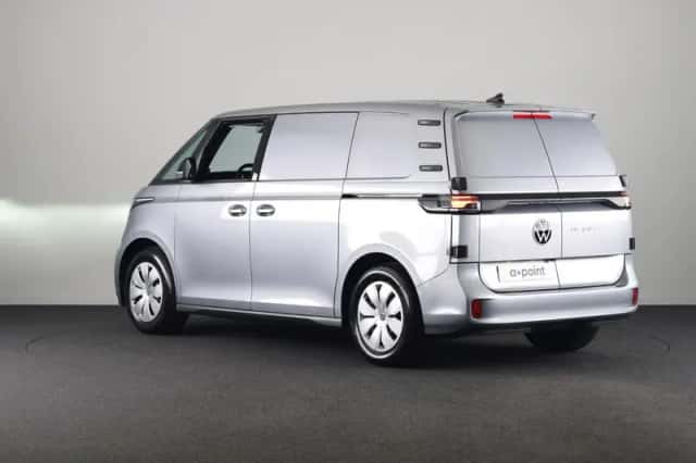 Volkswagen ID. Buzz (2025) thumbnail 2