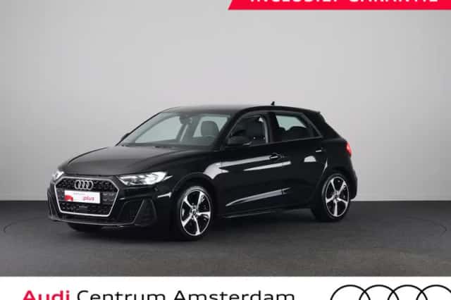Audi A1 (2025) thumbnail 1