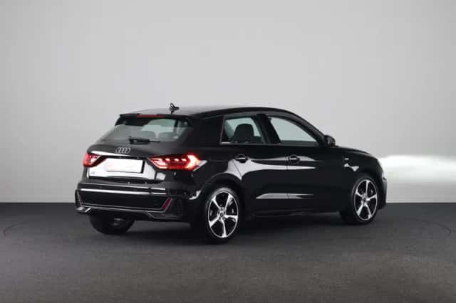 Audi A1 (2025) thumbnail 3