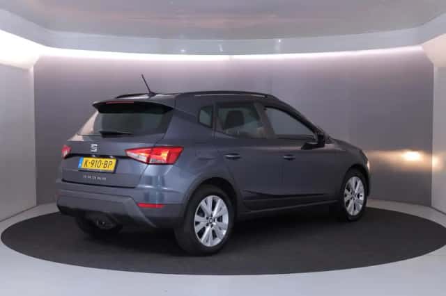 SEAT Arona (2020) thumbnail 4