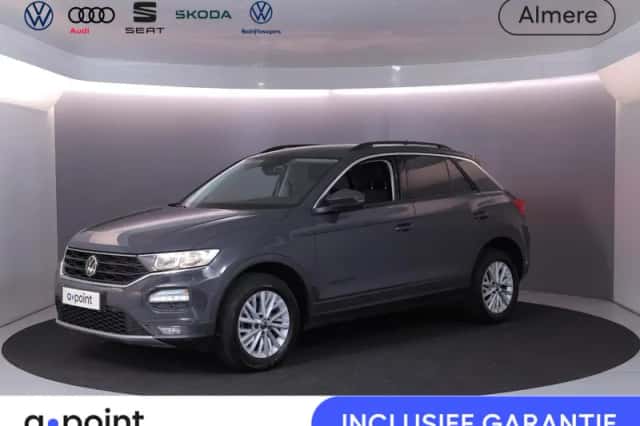 Volkswagen T-Roc (2021) thumbnail 1