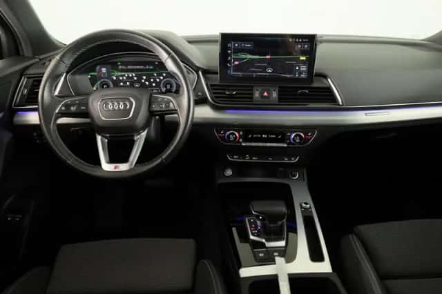 Audi Q5 (2021) thumbnail 5