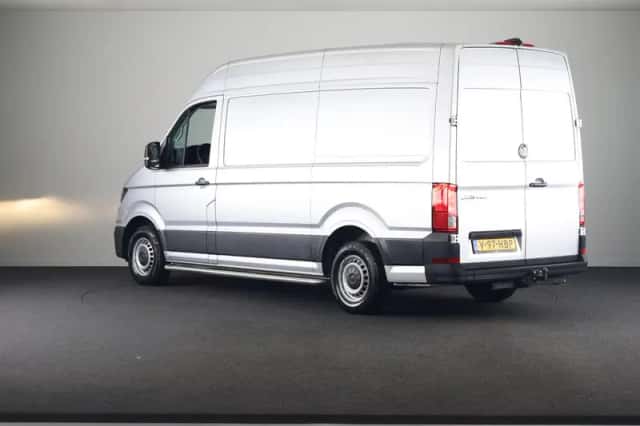 Volkswagen Crafter (2024) thumbnail 3