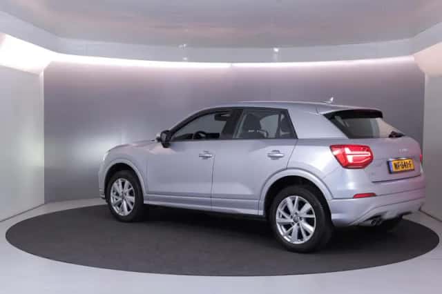 Audi Q2 (2017) thumbnail 3