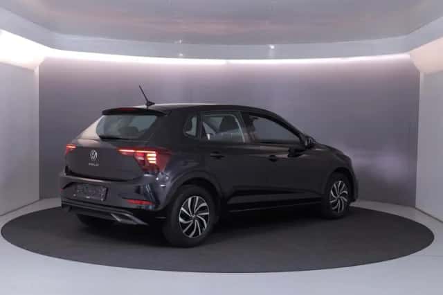 Volkswagen Polo (2021) thumbnail 3