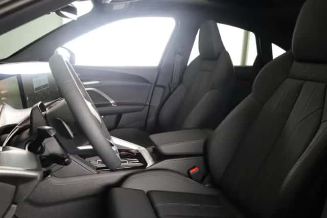 Audi Q5 (2026) thumbnail 6