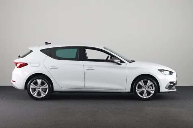 SEAT Leon (2026) thumbnail 6